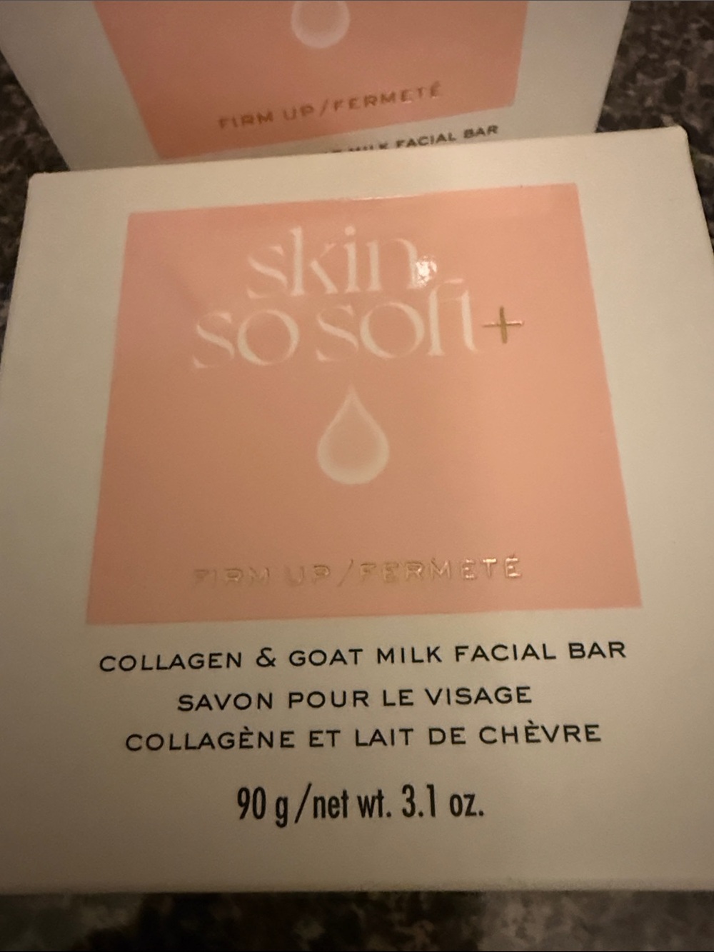 Avon Skin So Soft+ Collagen & Goat Milk Facial Bar - Soft Pink & White